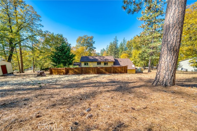 14274 Regina Way, Cobb CA: https://media.crmls.org/medias/9dbb44e5-5920-48e8-8ba6-879a67ba040d.jpg