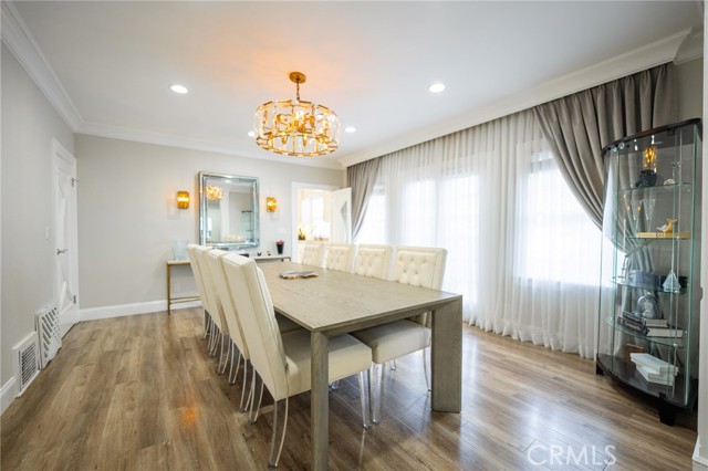 1281 E Orange Grove Boulevard, Pasadena CA: https://media.crmls.org/medias/9dbcac88-4b47-4d45-9e2b-7ad394184823.jpg