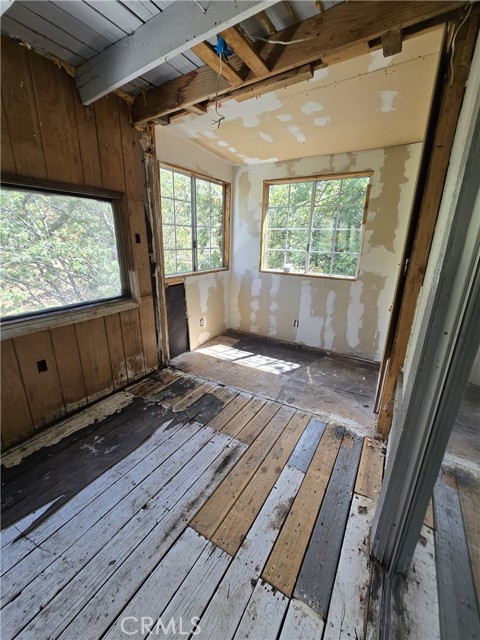 1207 Aleutian, Lake Arrowhead CA: https://media.crmls.org/medias/9dbde716-3ff3-471f-b447-c833dbecda6e.jpg