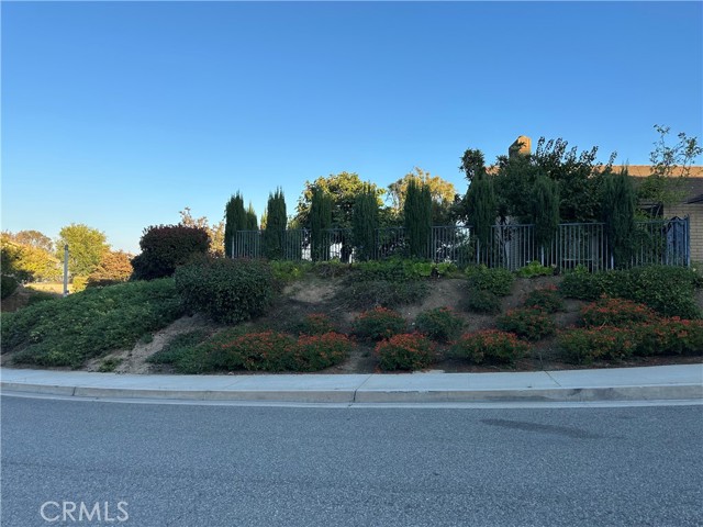 Detail Gallery Image 4 of 47 For 2124 Wildwood Ct, Fullerton,  CA 92831 - 3 Beds | 2 Baths