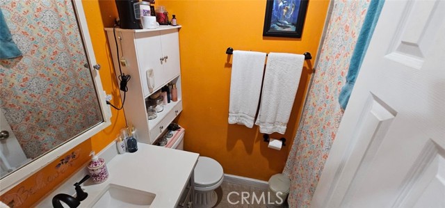 115 E 69th Street, Long Beach CA: https://media.crmls.org/medias/9dbfda39-0bc9-49da-ac26-5a75f0dc145a.jpg