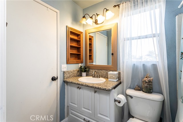 Detail Gallery Image 27 of 37 For 15539 Rockwell Ave, Fontana,  CA 92336 - 3 Beds | 2/1 Baths