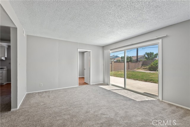 2030 Socrates Avenue, Simi Valley CA: https://media.crmls.org/medias/9dc09994-0c37-498d-9523-a2b494346c03.jpg