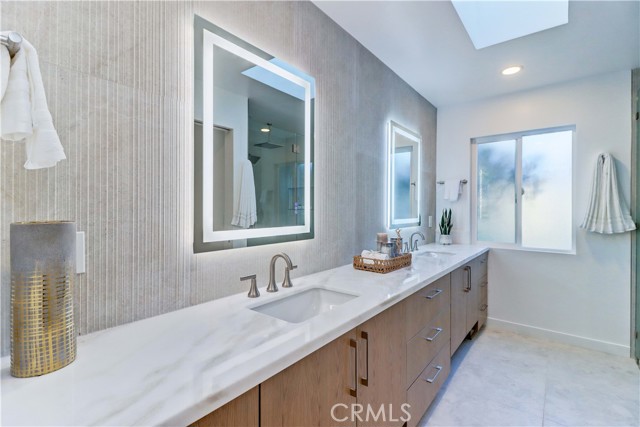 Image 24 of 40 For 5311 Cantante