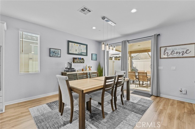 Image 14 of 36 For 718 Torrey Court