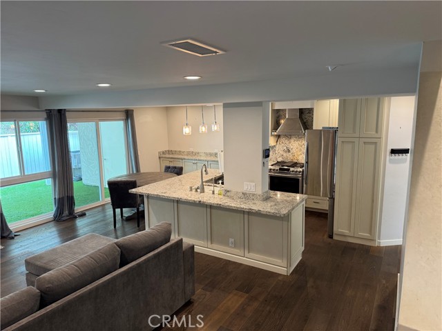 30724 CALLE RESPLENDOR, San Juan Capistrano CA: https://media.crmls.org/medias/9dc17f3f-aec5-4ebd-b3dd-49492f611e12.jpg