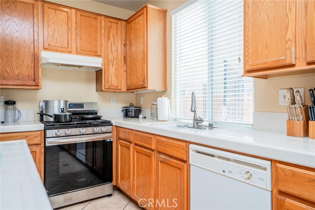 Detail Gallery Image 7 of 39 For 26110 Primrose Way, Moreno Valley,  CA 92555 - 3 Beds | 2 Baths