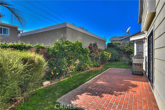 2714 Carnegie Lane, Redondo Beach, California 90278, 3 Bedrooms Bedrooms, ,3 BathroomsBathrooms,Residential,Sold,Carnegie,SB17011304