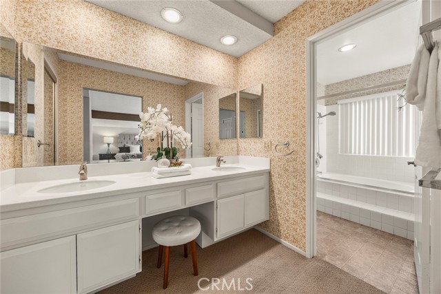 Detail Gallery Image 13 of 29 For 2257 Seaview Drive, Fullerton,  CA 92833 - 4 Beds | 3 Baths