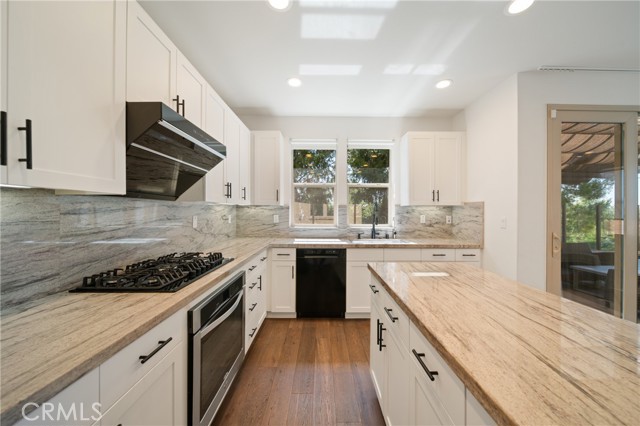 Detail Gallery Image 7 of 38 For 16 Sage, Lake Forest,  CA 92630 - 4 Beds | 3 Baths