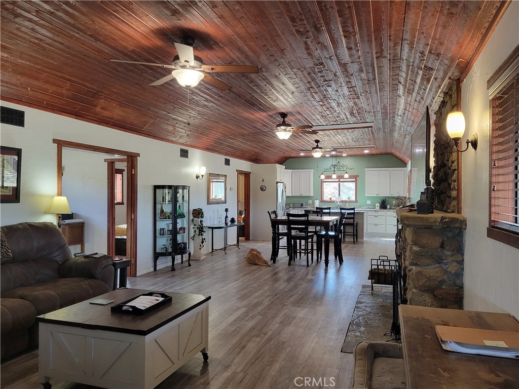 60861 Burnt Valley Road