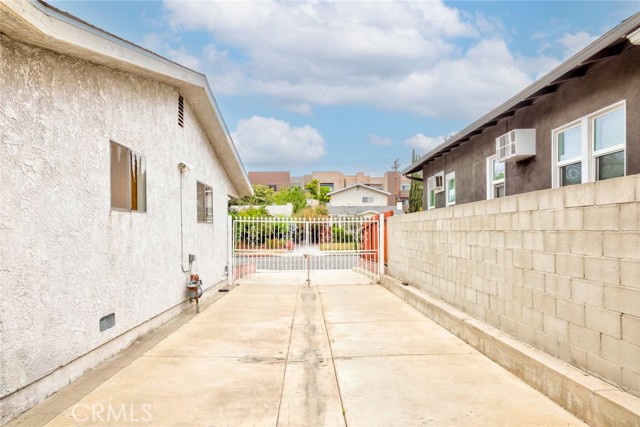 Detail Gallery Image 5 of 14 For 708 W California Ave, Glendale,  CA 91203 - 2 Beds | 1 Baths