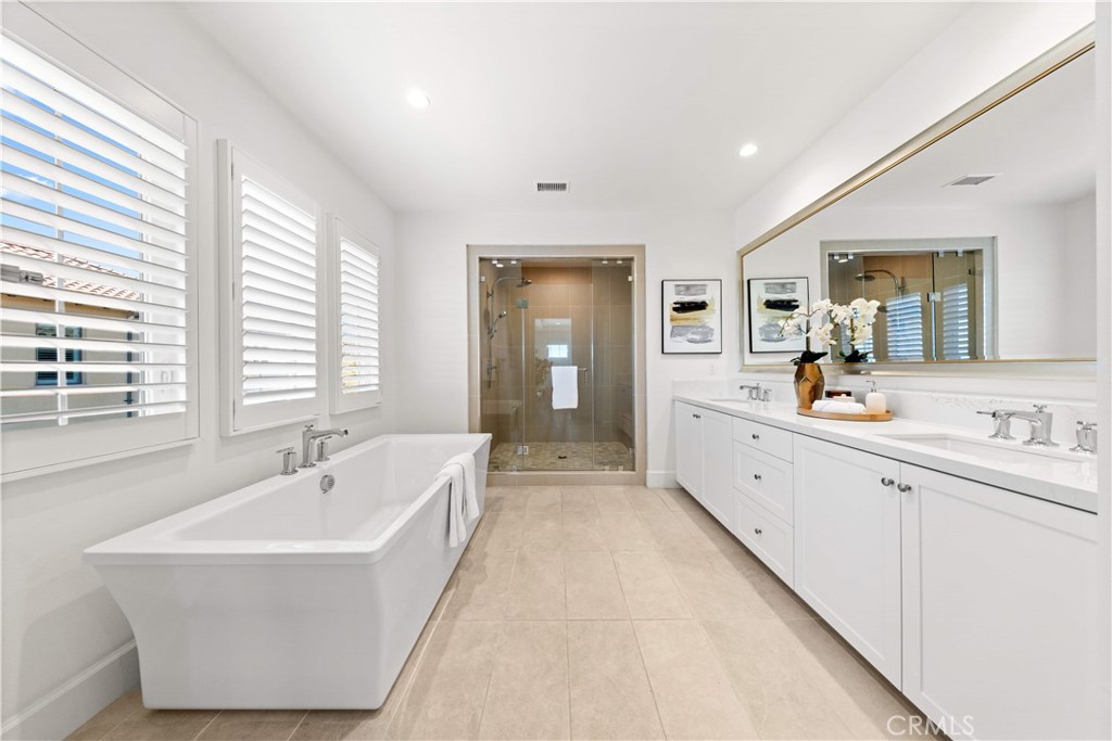 MLS #OC26152221 image #44