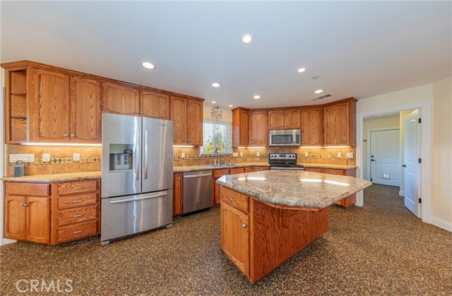 Detail Gallery Image 43 of 75 For 33099 Road 800, Raymond,  CA 93653 - 5 Beds | 3 Baths