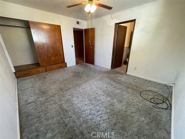 11058 Jones Street, Hanford CA: https://media.crmls.org/medias/9dc4e168-3cf8-4d98-a8d4-da6de471ae51.jpg