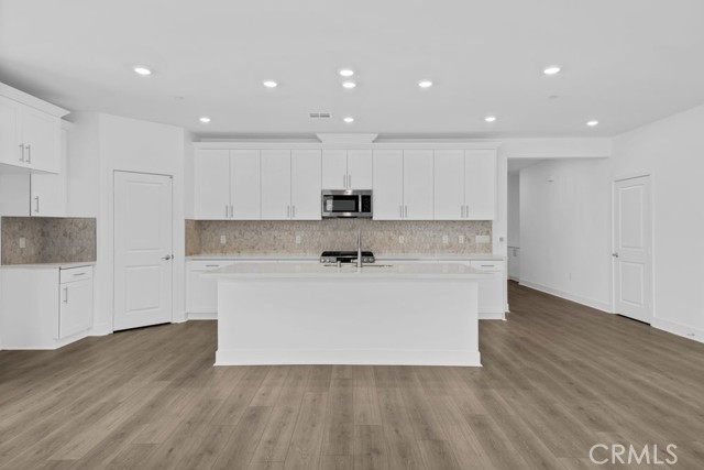 Detail Gallery Image 12 of 22 For 33314 Celadon Ave, French Valley,  CA 92695 - 3 Beds | 2/1 Baths