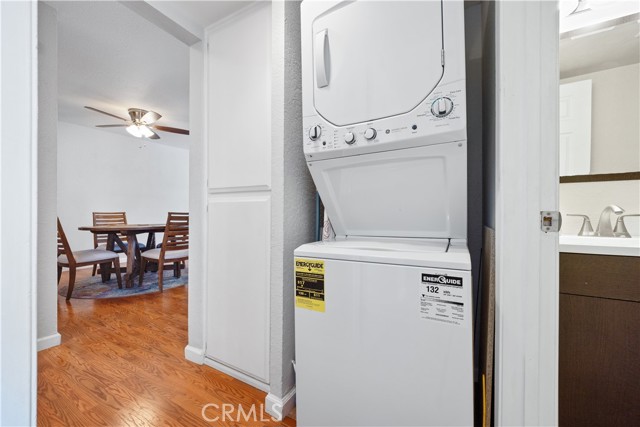 1919 E Beverly Way, Long Beach CA: https://media.crmls.org/medias/9dc56d55-2cac-489f-95a1-f81060578776.jpg