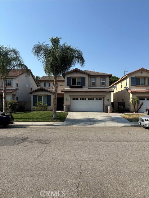 Detail Gallery Image 1 of 8 For 25948 Corte Antigua, Moreno Valley,  CA 92551 - 5 Beds | 2/1 Baths