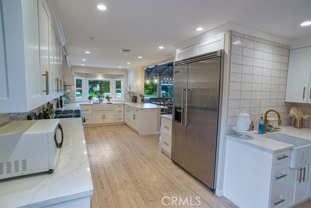 10624 Nevada Avenue, Chatsworth CA: https://media.crmls.org/medias/9dc77416-cf3a-4e02-b46c-5e2ae78676a5.jpg