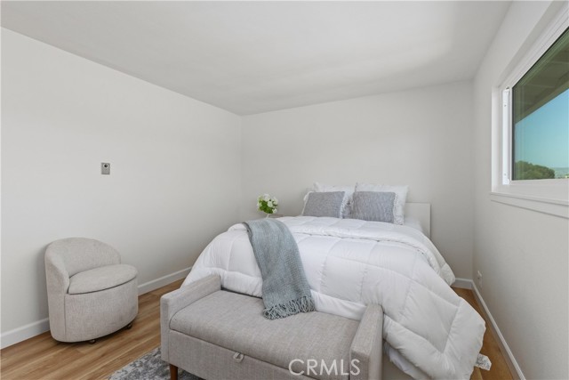 1722 Mitchell Avenue, Tustin CA: https://media.crmls.org/medias/9dc7d7ec-b172-4355-9643-f0308f314145.jpg