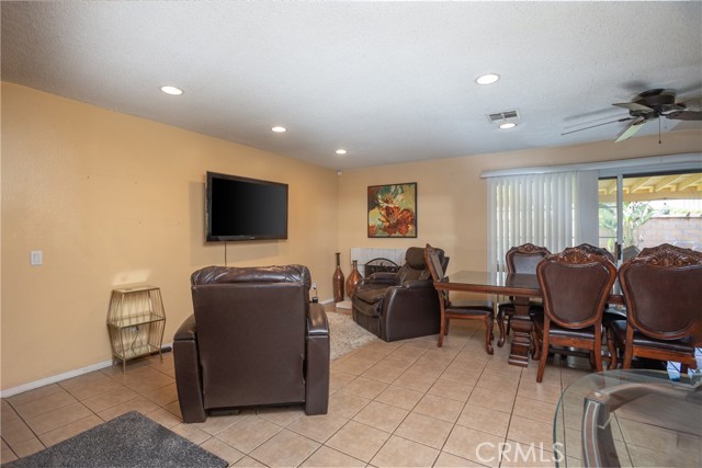 Detail Gallery Image 13 of 35 For 2438 S Calaveras Pl, Ontario,  CA 91761 - 4 Beds | 2 Baths