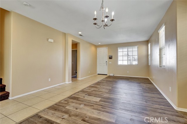 Detail Gallery Image 4 of 40 For 5750 Kingsbury, Palmdale,  CA 93552 - – Beds | – Baths