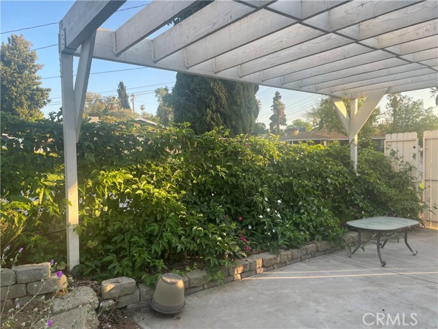 Detail Gallery Image 21 of 23 For 919 Chestnut Ave, Redlands,  CA 92373 - 3 Beds | 3 Baths