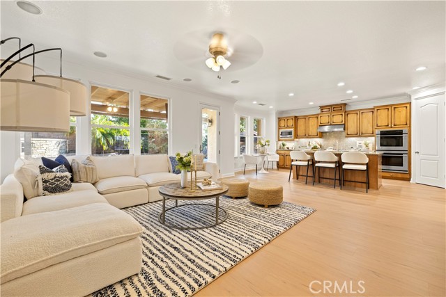 Detail Gallery Image 16 of 54 For 20100 Livorno Ln, Yorba Linda,  CA 92886 - 4 Beds | 3/1 Baths