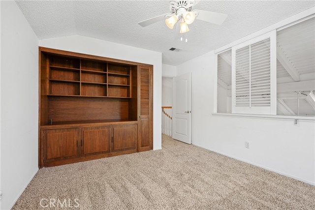 Detail Gallery Image 32 of 40 For 652 via Zapata, Riverside,  CA 92507 - 3 Beds | 2/1 Baths