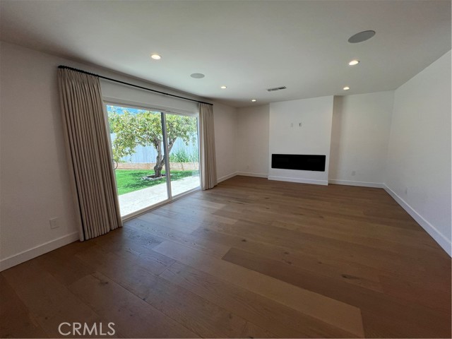 Detail Gallery Image 8 of 47 For 1863 Burleson, Thousand Oaks,  CA 91360 - 5 Beds | 2/1 Baths