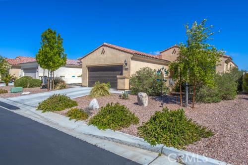 Detail Gallery Image 4 of 25 For 18922 Lariat St, Apple Valley,  CA 92308 - 2 Beds | 2 Baths