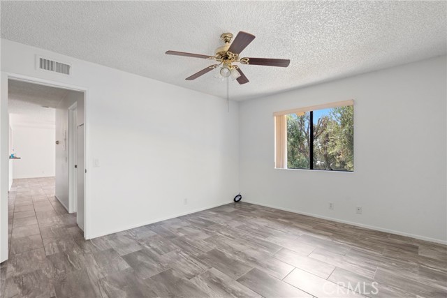 Detail Gallery Image 27 of 42 For 13624 La Jolla Cir #F,  La Mirada,  CA 90638 - 2 Beds | 2 Baths