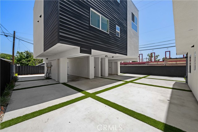 Detail Gallery Image 15 of 69 For 5218 Auckland Ave, Toluca Lake,  CA 91601 - – Beds | – Baths