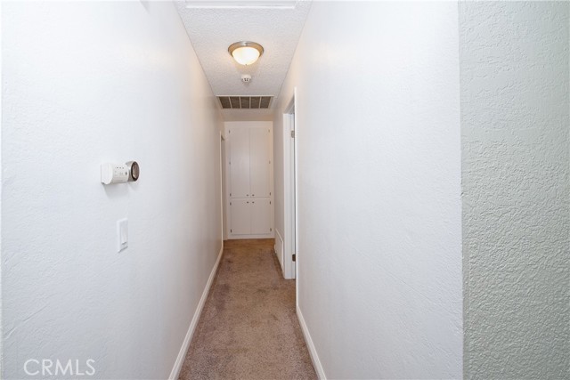 Detail Gallery Image 12 of 33 For 10444 Charleston Dr, Riverside,  CA 92503 - 4 Beds | 2 Baths