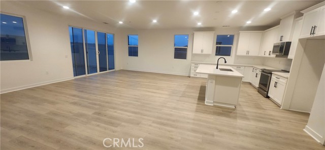 6316 Bassets Street, Hesperia CA: https://media.crmls.org/medias/9dccf97a-3bcf-415f-98b6-04648fac7438.jpg