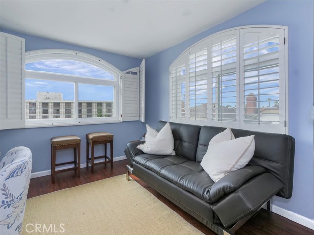 320 Catalina Avenue, Redondo Beach, California 90277, 2 Bedrooms Bedrooms, ,3 BathroomsBathrooms,Residential,Sold,Catalina,PV22020552