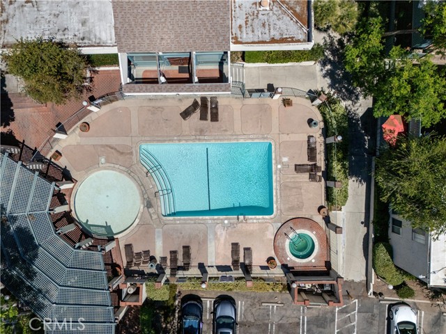 Detail Gallery Image 26 of 32 For 5700 Etiwanda Ave #105,  Tarzana,  CA 91356 - 3 Beds | 2 Baths