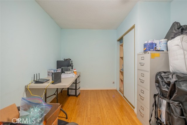 5111 W Avenue M2, Lancaster CA: https://media.crmls.org/medias/9dcf5e43-fcf7-4fe5-ae4f-cf91d6c31e4e.jpg