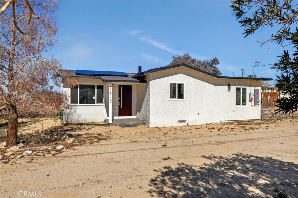 73562 Desert trail Drive