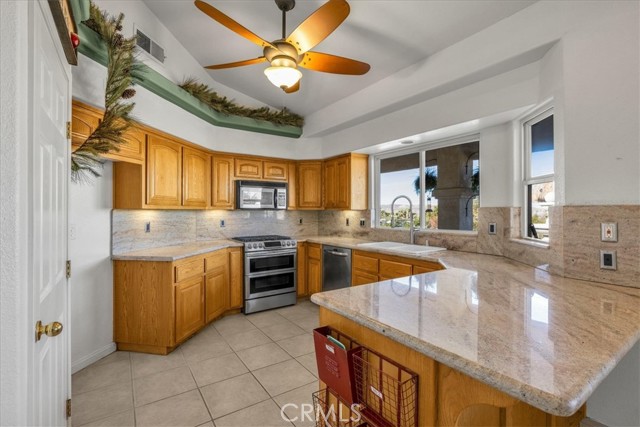 Detail Gallery Image 15 of 61 For 58484 Juarez, Yucca Valley,  CA 92284 - 4 Beds | 2 Baths