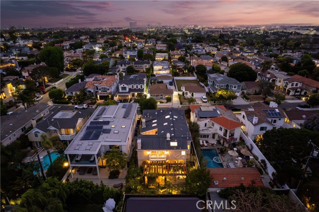 Detail Gallery Image 67 of 71 For 1314 19th St, Manhattan Beach,  CA 90266 - 5 Beds | 4/2 Baths