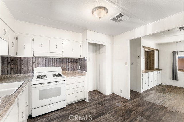 3 Bed Home for Sale in Rosamond, California