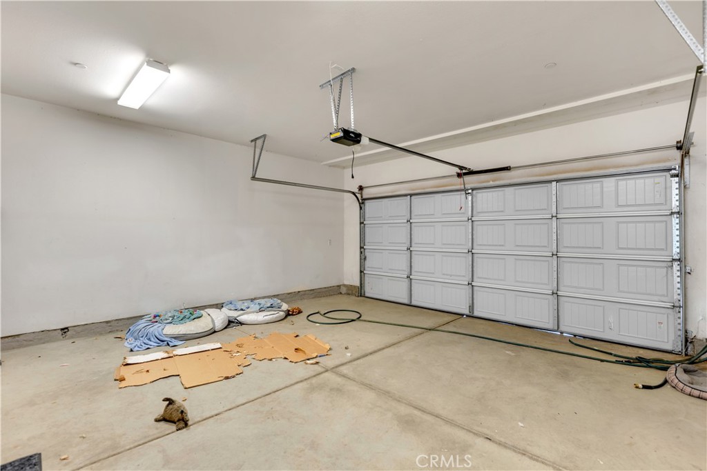 MLS #AR25100495 img 2