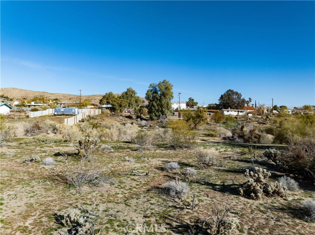 Detail Gallery Image 16 of 23 For 61954 Plaza Rd, Joshua Tree,  CA 92252 - – Beds | – Baths