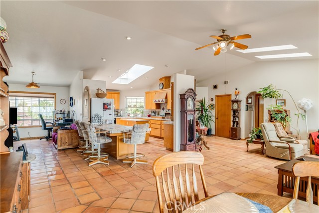585 Via Mira Valle, Nipomo CA: https://media.crmls.org/medias/9dd24b42-919c-4426-a9b7-051bc12ac35b.jpg