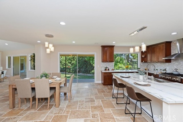 1730 Sunny knoll, Fullerton CA: https://media.crmls.org/medias/9dd2e7c5-c108-47df-8b2e-d76c11d2cc84.jpg