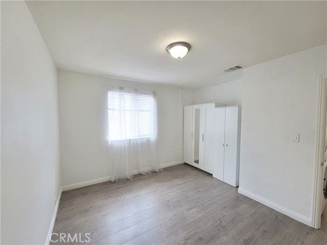 17557 Lemay Place, Lake Balboa CA: https://media.crmls.org/medias/9dd3490c-b587-47c2-abf3-9277dfac6005.jpg