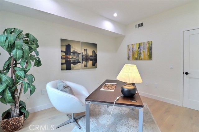 4850 Buchanan, Los Angeles CA: https://media.crmls.org/medias/9dd4ffb0-af2a-4c87-b640-de73fc772890.jpg