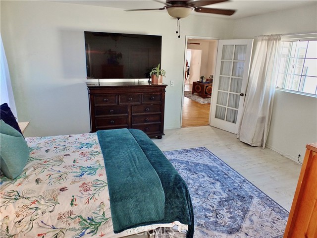 4306 Hackett Avenue, Lakewood CA: https://media.crmls.org/medias/9dd507d5-8cd8-422b-bb89-d95b644ee362.jpg