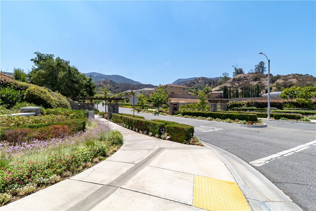 MLS #IV25180254 img 32